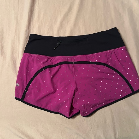 Lululemon like new Run Time Shorts Reflective Night Fall Ultra Violet Silver - Picture 7 of 14